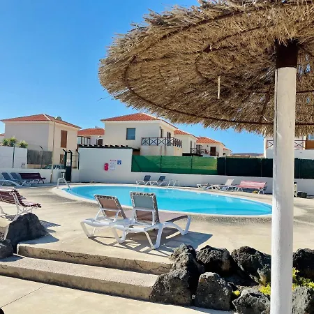 Casa Danimar 2-4 People With Pool And Barbecue 아파트