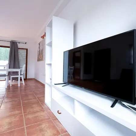 Casa Danimar 2-4 People With Pool And Barbecue