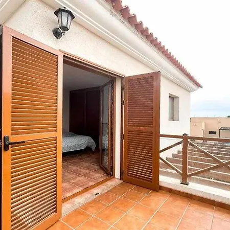 Casa Danimar 2-4 People With Pool And Barbecue Corralejo