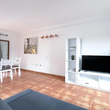 Casa Danimar 2-4 People With Pool And Barbecue